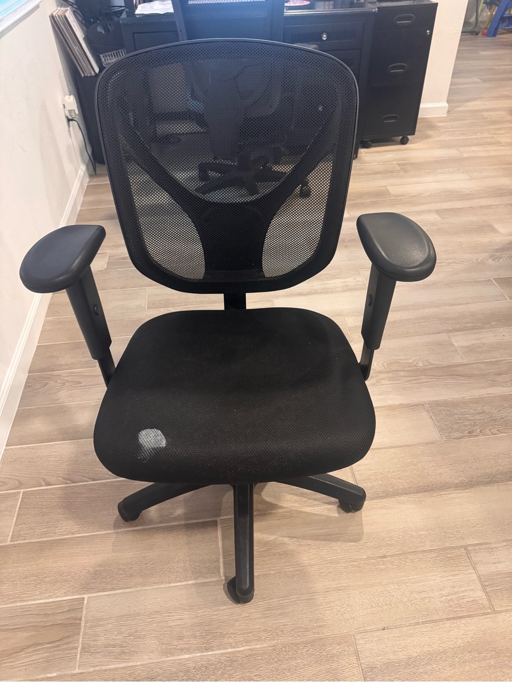 Black Mesh Ergonomic Office Chair with Adjustable Armrests